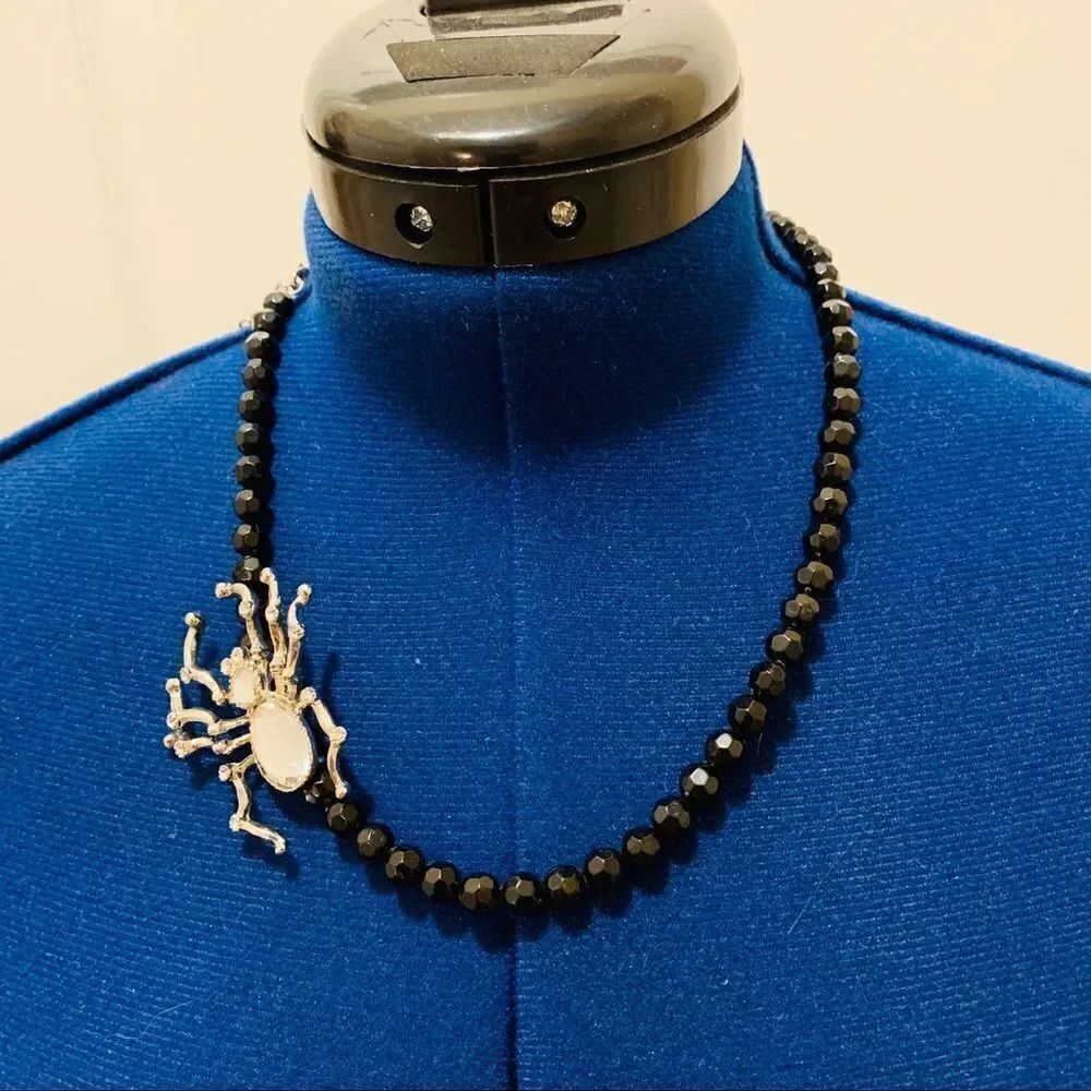 Beaded Spider Necklace‎